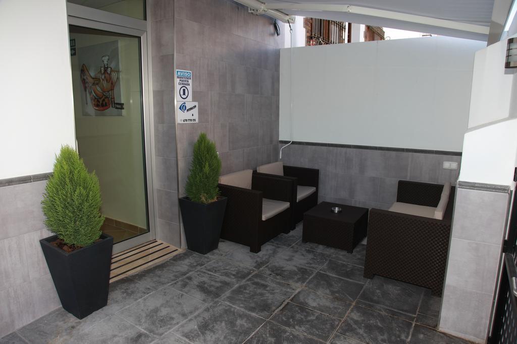 Hostal Dona Manuela Малага Екстериор снимка